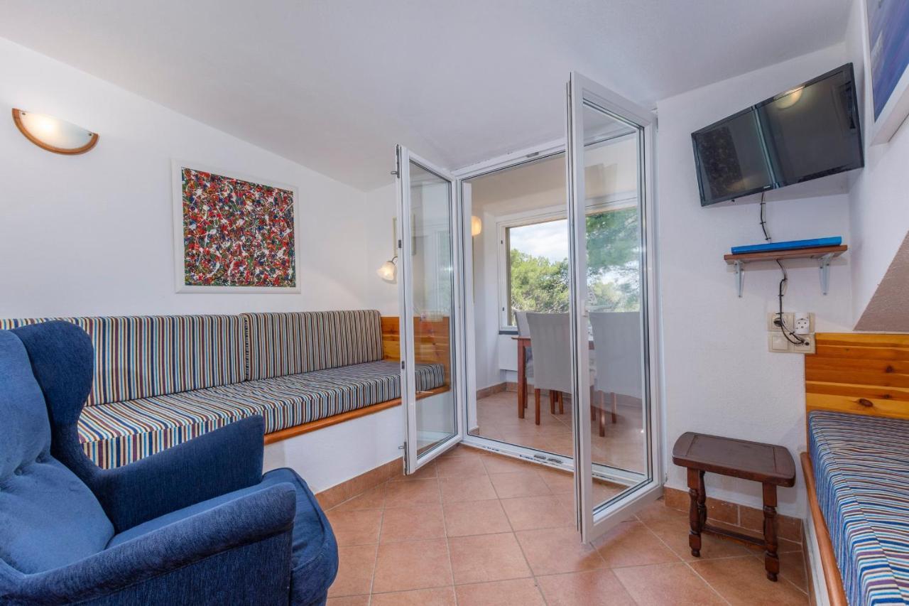 Janus Apartments Jelsa  Bagian luar foto