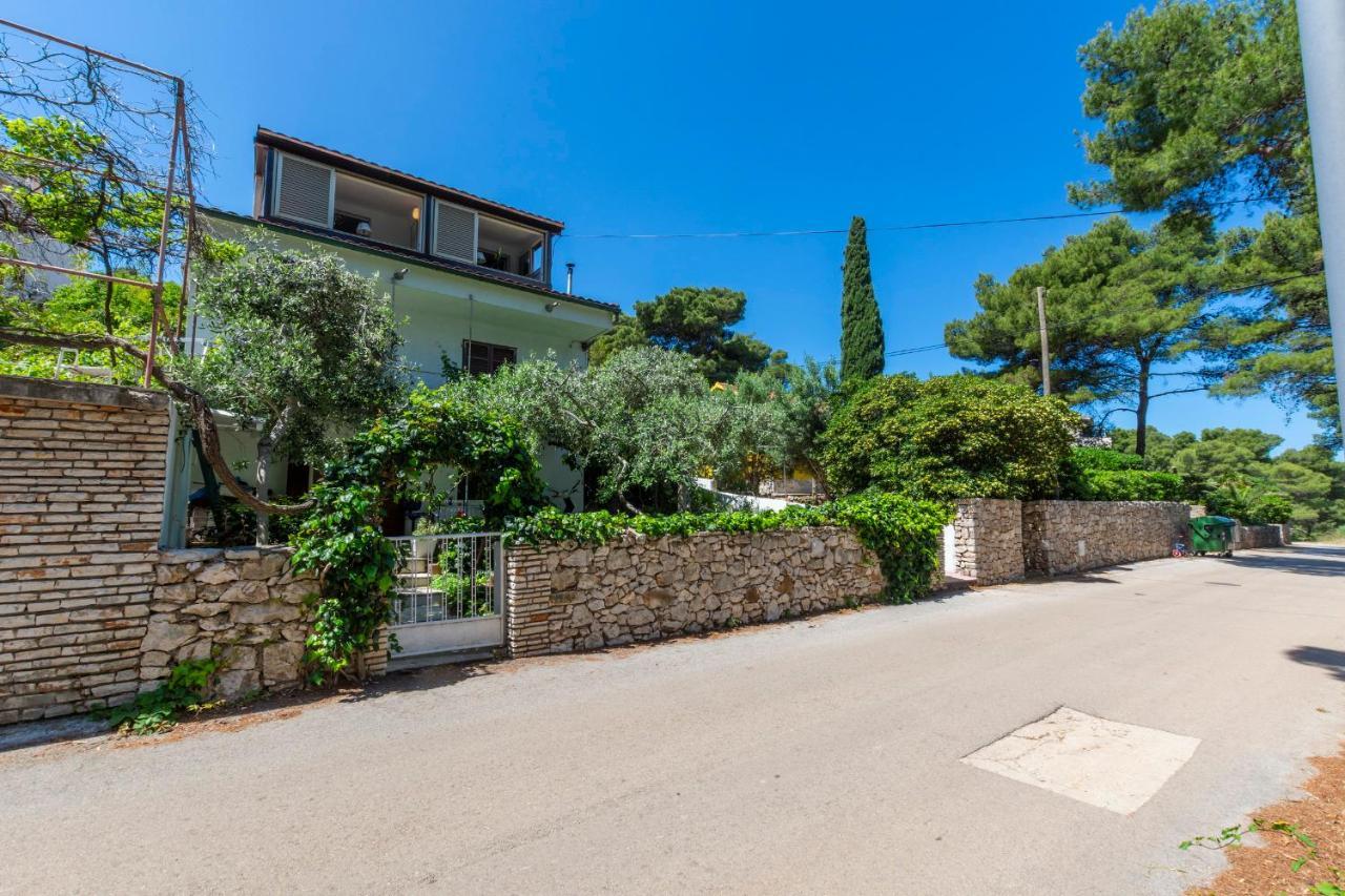 Janus Apartments Jelsa  Bagian luar foto