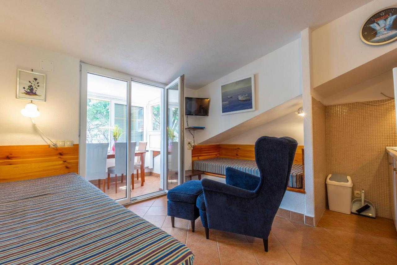 Janus Apartments Jelsa  Bagian luar foto
