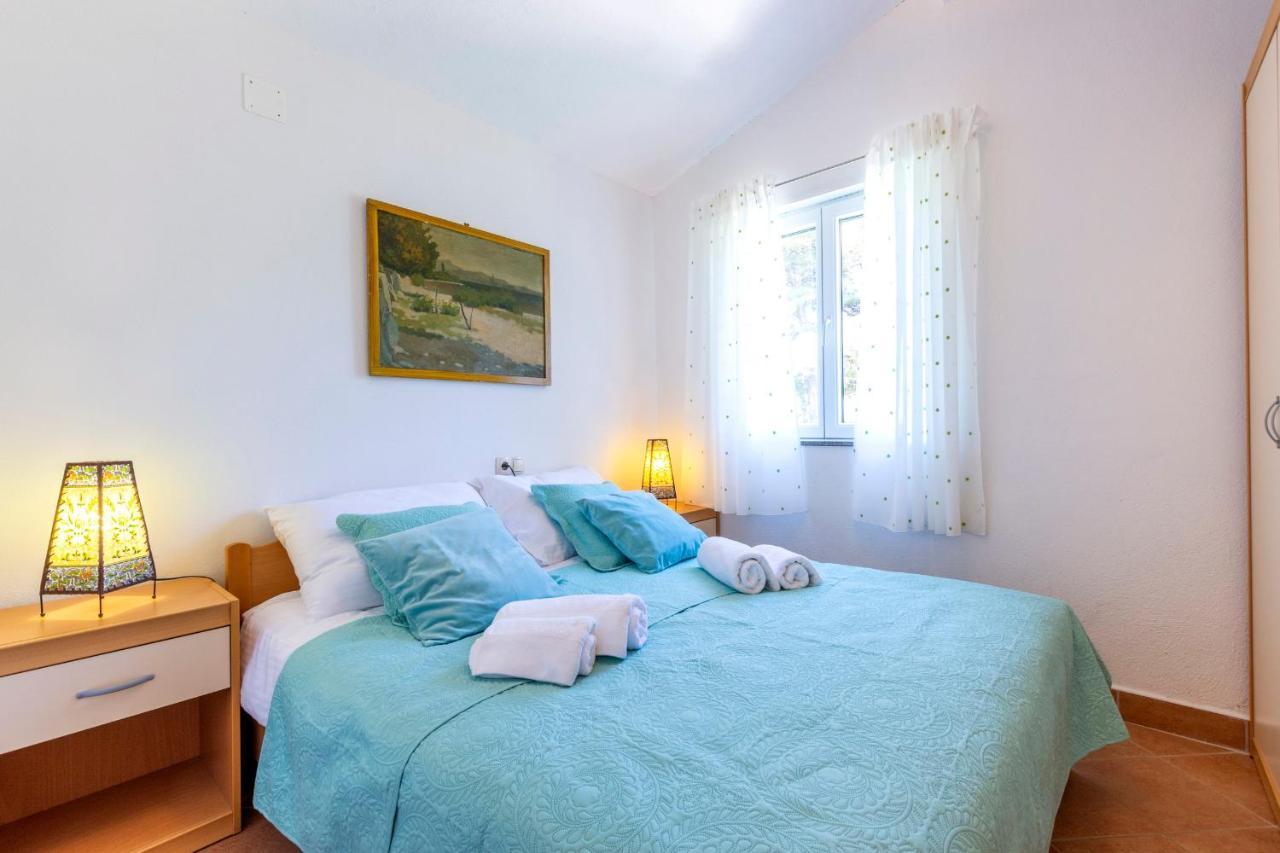 Janus Apartments Jelsa  Bagian luar foto