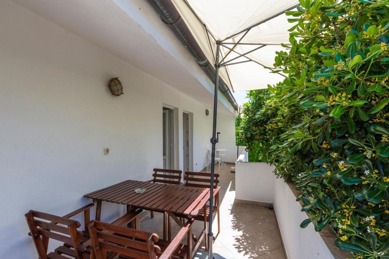 Janus Apartments Jelsa  Bagian luar foto